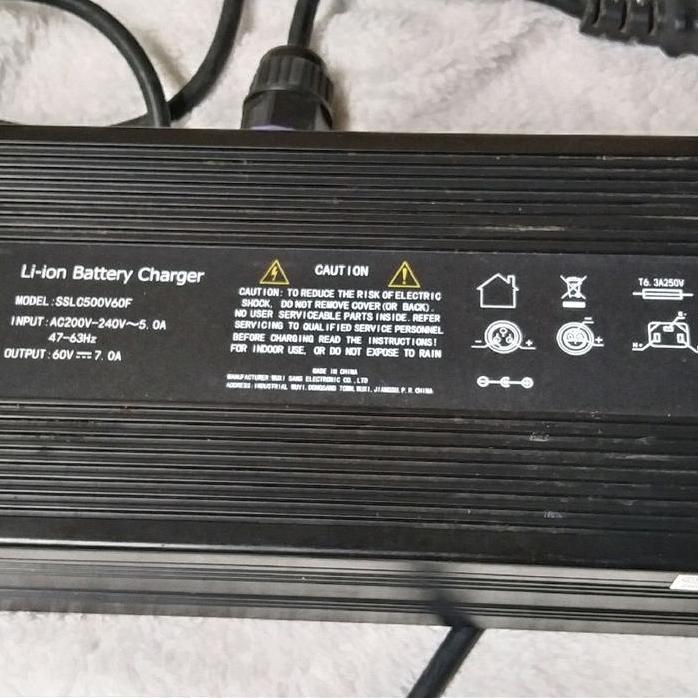 Bekas Kondisi Mati Charger Motor Listrik Viar Q1 Promo 0326B