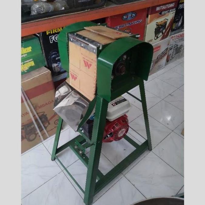 mesin parut kelapa bensin