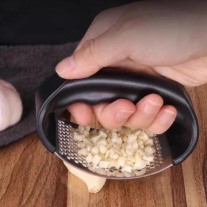 Garlic Press Stainless Gen 2 Alat Penghancur Bawang Onion Crusher