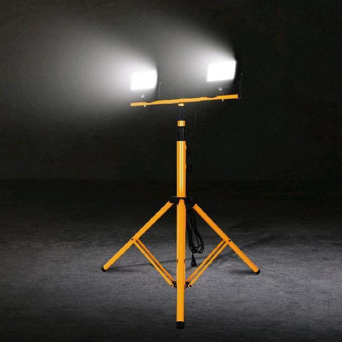 Murah Tripod Tiang Lampu Sorot Atau Led Untuk Poles Salon Mobil Tinggi 1.6 M