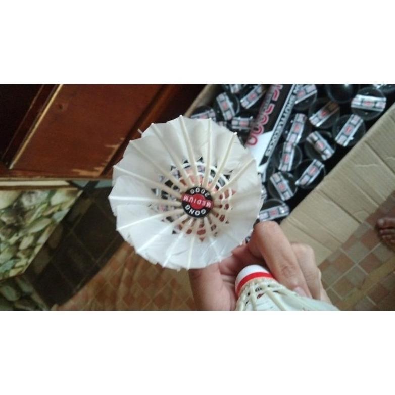 OFFICIAL SHUTTLECOCK GONG 2000 MEDIUM HITAM SHUTTLECOCK MURAH SHUTTLECOCK 3 IN 1 HIQUA SHOU KOK BULU