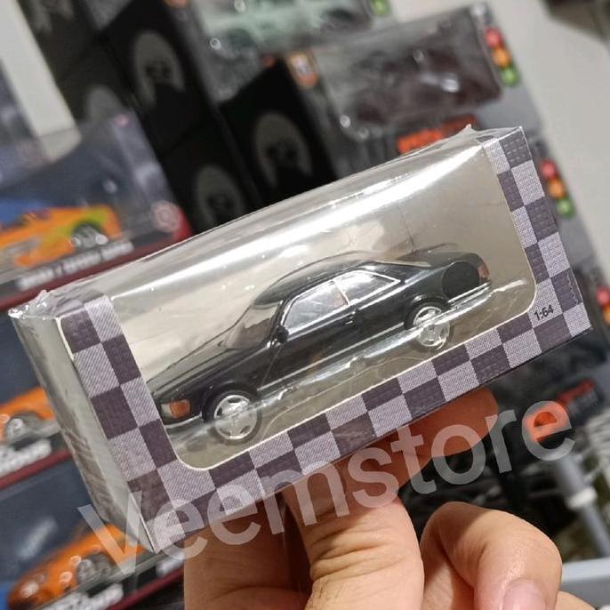 Diecast 1:64 Mercedes Benz 500Sel [DCT49]