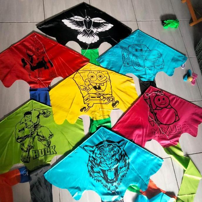 layangan kain burung hantu