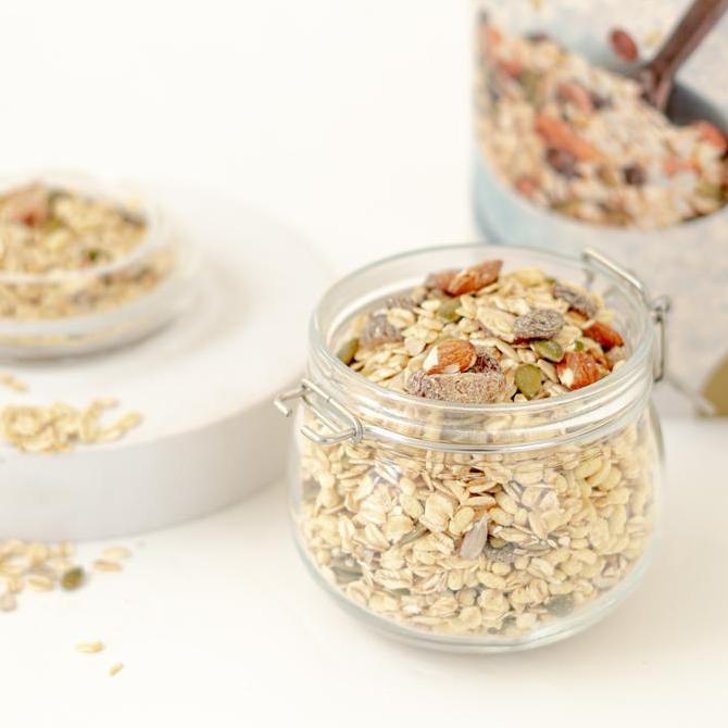 Glow- Safiya Muesli 1 Kg Sereal Dried Fruit Oatmeal Sarapan