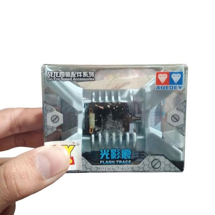 AULDEY 4WD 18005 DINAMO FLASH TRACE / DINAMO AULDEY GO FOR SPEED