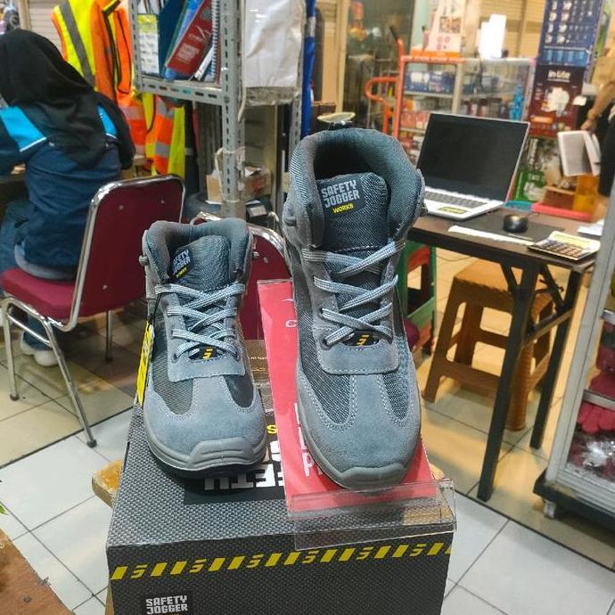 Sepatu Safety Jogger Botanic S1P/Safety Shoes Boots Jogger Botanic Asli Baru