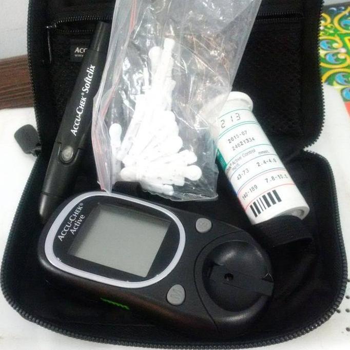 Alat Uji Gula Darah Accu Chek Active