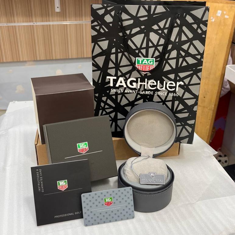 Kotak Jam Tangan Tag Heuer Box Mewah Pouch Tag Heuer Include Book + Papper Bag Diskon