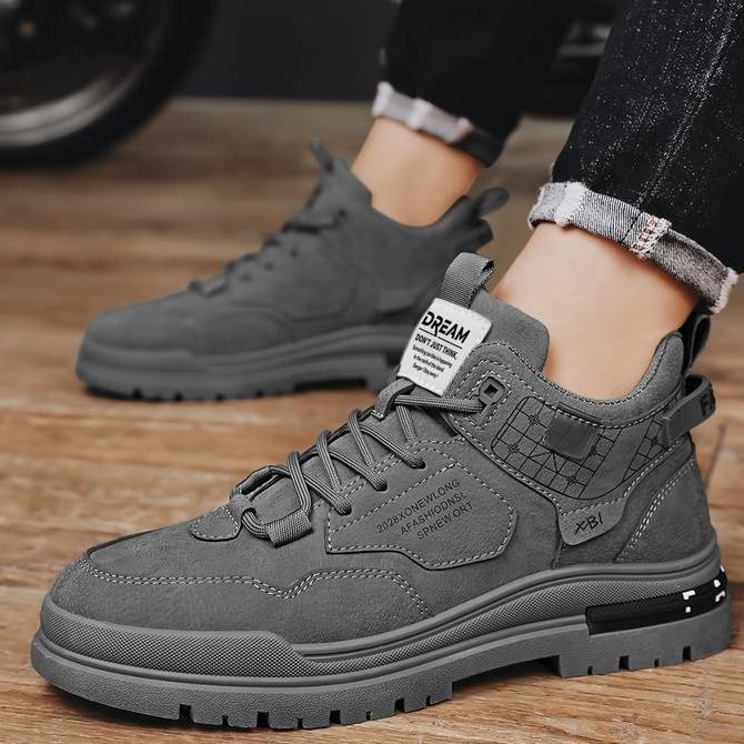 LVR Dino [Restock]  Sepatu Pria Hiking Kasual Sneakers Anti Slip Sepatu Lari Olahraga Cowok LV0687