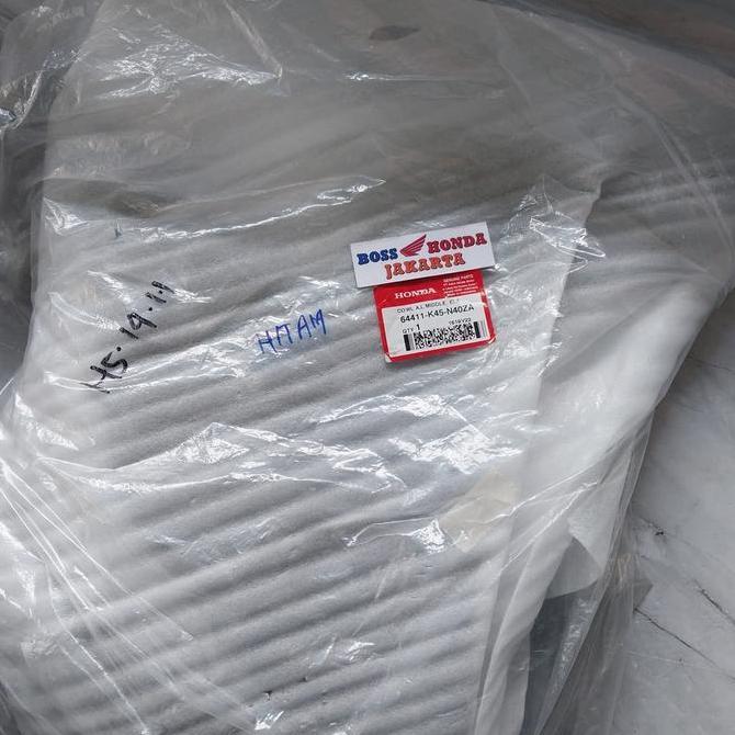 SPAREPART CBR 150 K45G : 64411-K45-N40ZA FAIRING TENGAH KIRI HITAM CBR 150 K45G ORI AHM
