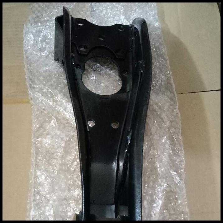 HOT DEAL SAYAP BAWAH LOW ARM ASSY TOYOTA KIJANG GRAND 5K SEBELAH LH ORIGINAL 