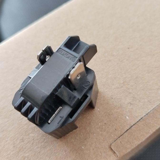 Relay PTC kulkas panasonic 2 pintu original