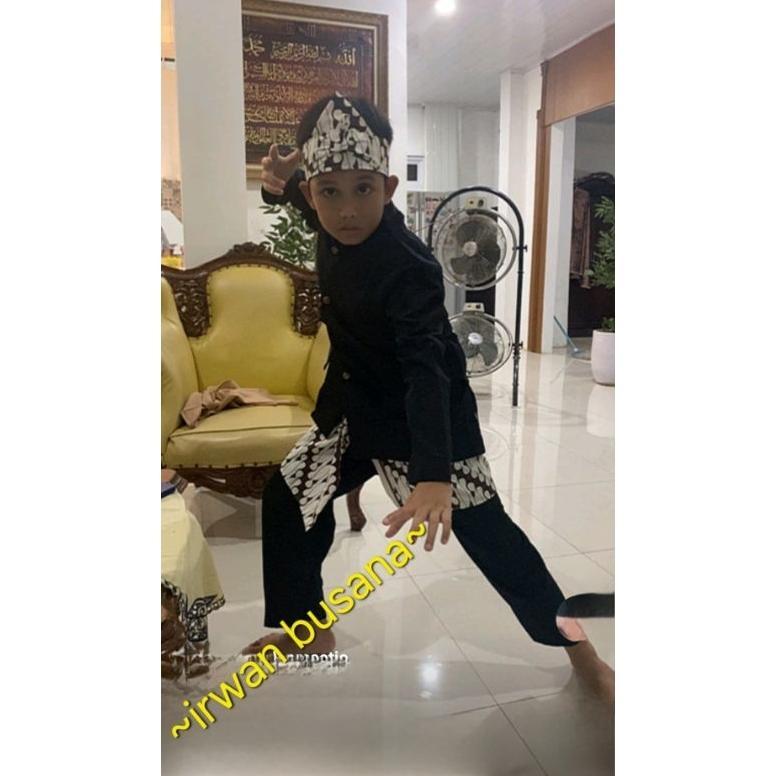 Diskon Baju Adat Sunda Stelan Basofi Sunda Stelan Beskap Stelan Pangsi Adat Sunda Laki Laki