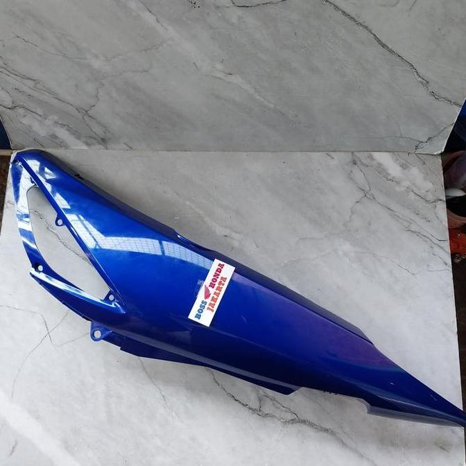 Ready SPAREPART SUPRA X 125 : 64410-KPH-700FMT COVER BODY BELAKANG BIRU KANAN SUPRA X 125 (YG BOHLAM