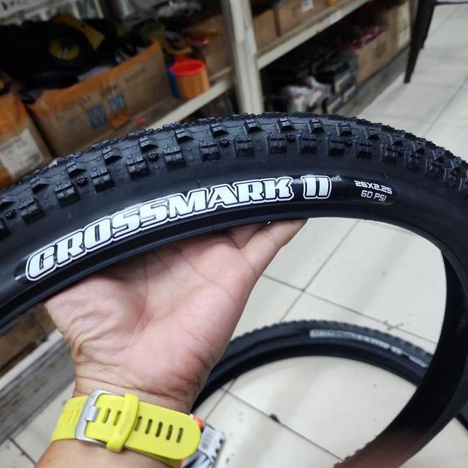 Maxxis 26 X 225 Crossmark Ii Wired - Ban Luar 26 X 2.25 Maxxis Crossmark 2 Wire Ringan Satuan
