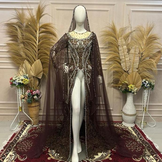 Promo / Kebaya Berekor Bahan Brukat Cantili Full Payet