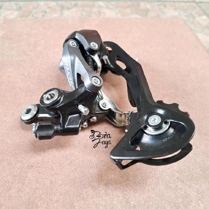 RD Shimano Altus 9 speed M 2000 shadow