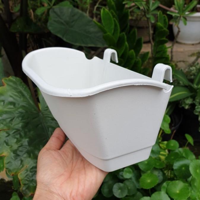 Promo Cod Pot Cantel Kotak Tip M, Lovenia Ptb M Pot Bunga Pot Tempel Pot Dinding Cantol Ram ><