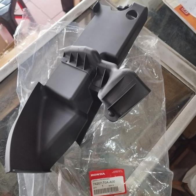 Garnish Fender Tutup Depan Atas Kap Mesin Dekat Cowel Panggangan Sate Honda CRV RM Gen 4 2012 2013 2