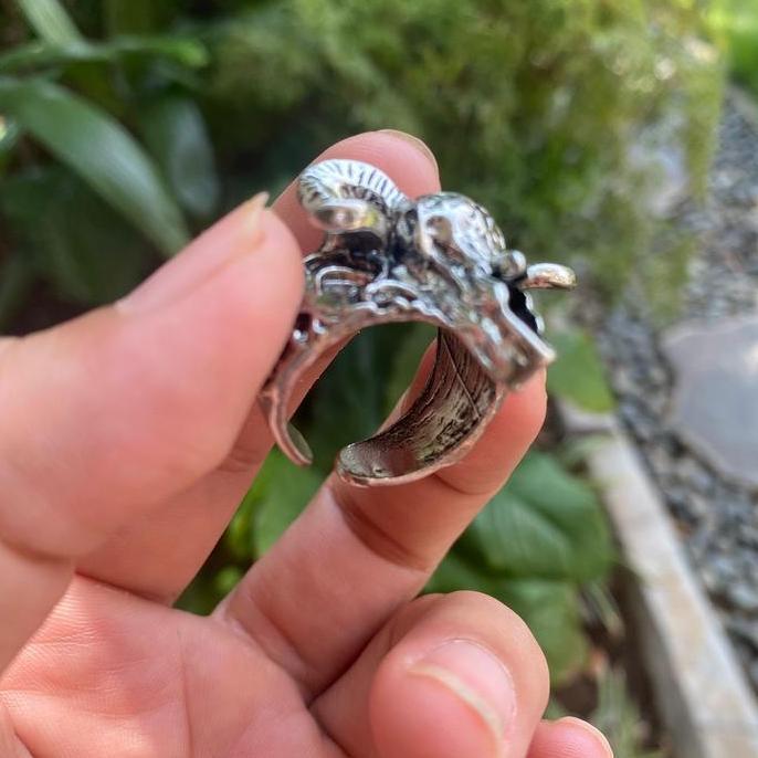 Youboy- Cincin Kepala Kambing Premium / Cincin Pria Bentuk Kepala Kambing Domba Unik Keren / Cin Cin