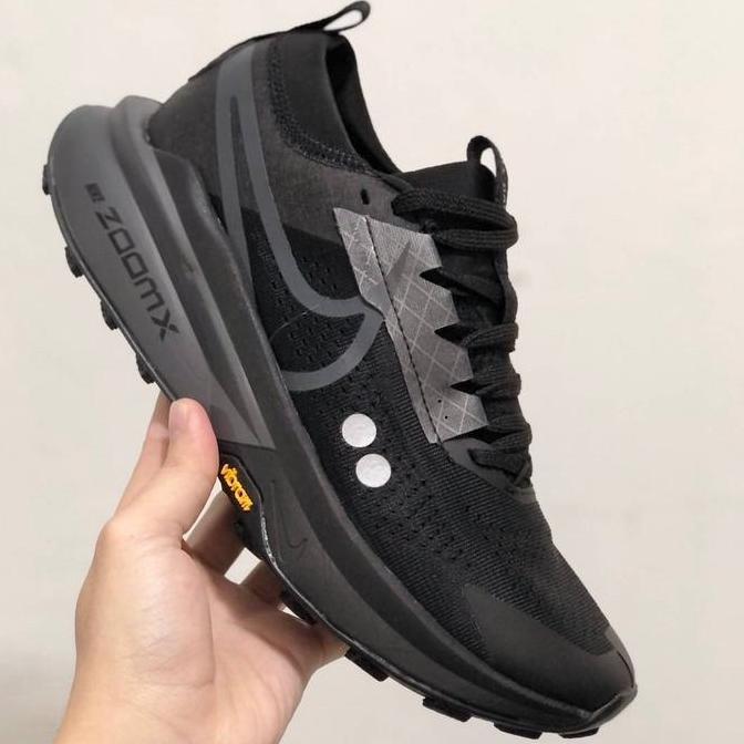 Sepatu Nike Zoomx Zegama Trail