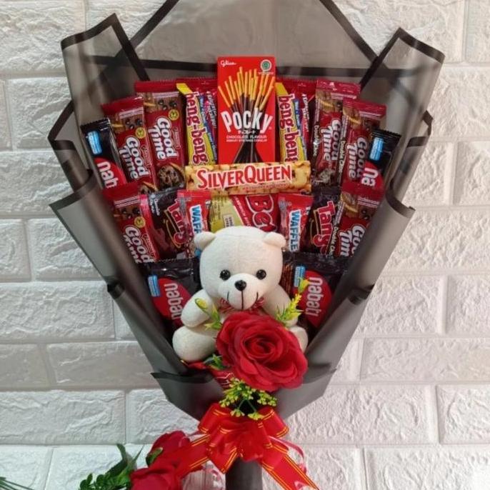 Bucket Snack + Boneka / Snack Bouquet Besar Wisuda Ulang Tahun KS