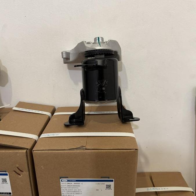 Engine Mounting Kanan Ford Fiesta Genuine Ford