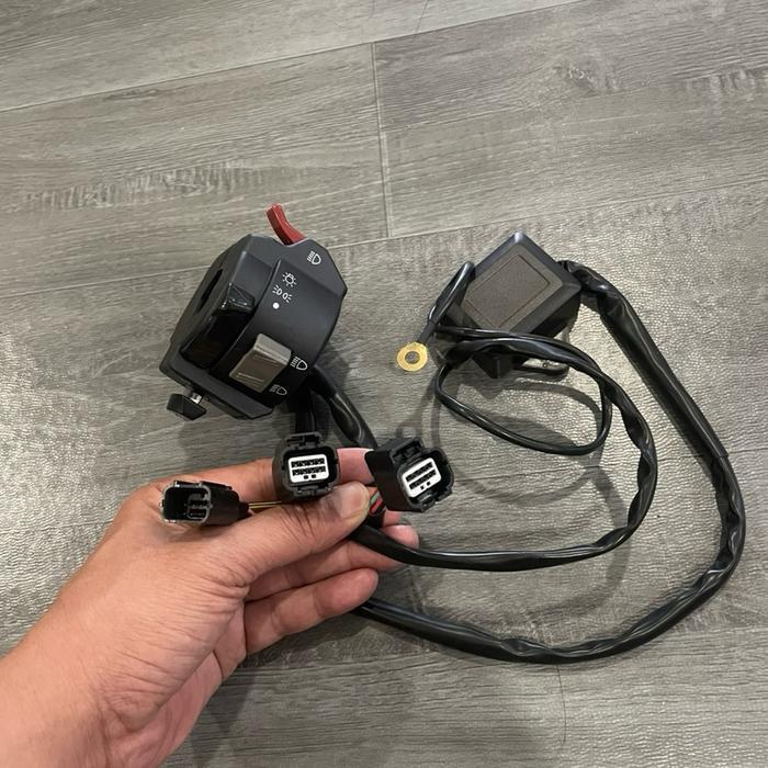 Saklar Holder Kiri Vixion Old Plus Hazard & Piu Piu Pnp Vario 125 Vario 150 Original Dan Terpercaya