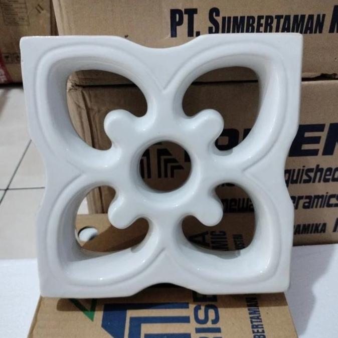 roster keramik Ro07 putih continental 30x30