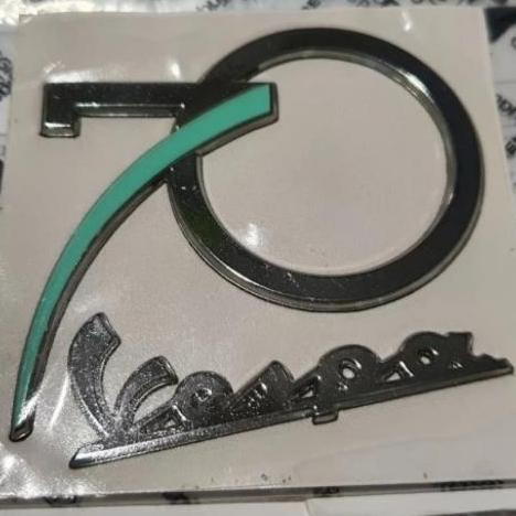 Stiker Logo 70 tahun Emblem Vespa 70th Anniversary limited edition