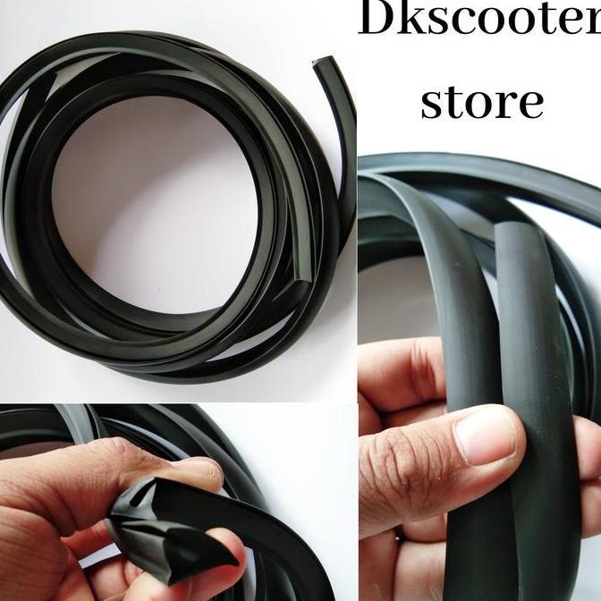 karet box vespa super sprint vimport hitam