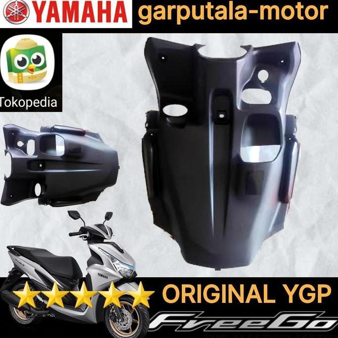 LEG SHIELD 2 BKU-F8312-00 YAMAHA FREEGO 125 2023 COVER DASHBOARD TENGAH DEPAN ORINAL YAMAHA GENUINE 