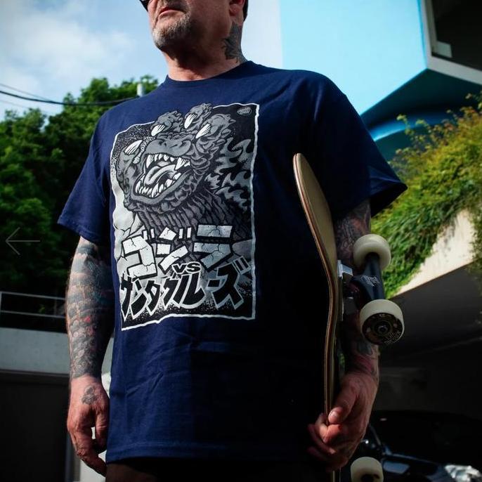 Tshirt Santa Cruz Gozilla Hand Front / Original Santa Cruz Tee Limited
