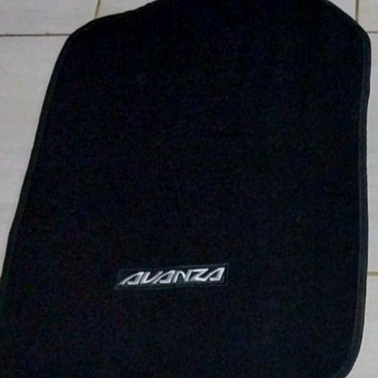 Karpet mobil avanza 2010-2014 baris satu kiri