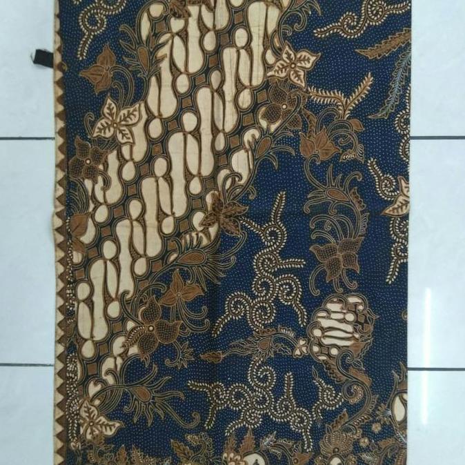 Kain Batik Solo Tulis Motif Klasik dan Unik Gusbatik [terbaik]