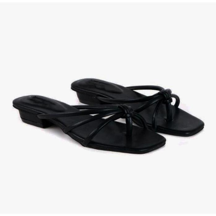 HOT SALE Sandal Flat Wanita Terbaru 2023 Sendal Teplek Tali Motif Silang Kekinian Viral Termurah