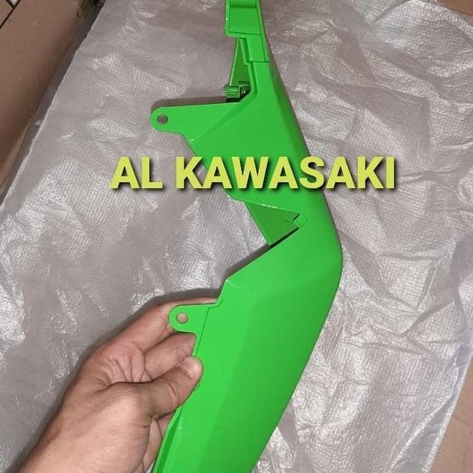 cover body bodi belakang ninja 250 fi 250fi old kanan hijau orinal
