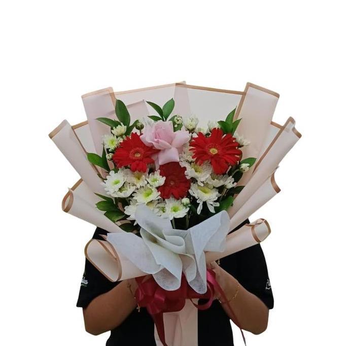 Buket Mawar Bunga cantik Buket Mawar Buket Birthday Buket Ultah Buket Wisuda  Buket Anniversary Kado