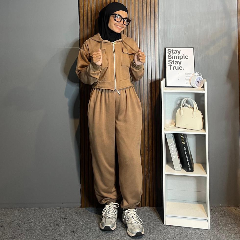 Awet Setelan Crop One Set Wanita Hoodie Zipper X Jogger Sweatpants Oneset Ootd Korean Style Viral