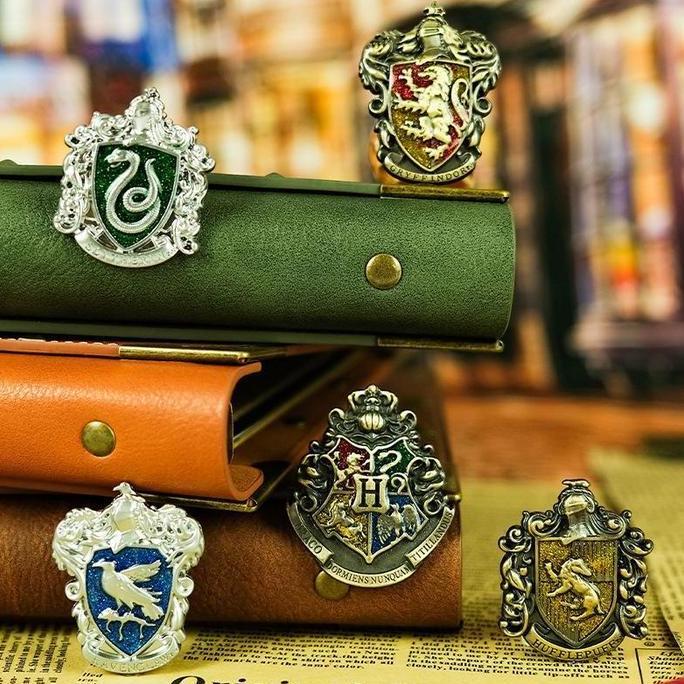 Brooch Asrama Hogwarts Bros Harry Potter Pin Slytherin Hufflepuff Ravenclaw Gryffindor