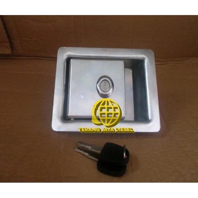 Tutup Kunci Pintu Pompa Hidrolik Kobelco Sk200 / Door Lock Pompa Kobelco Sk200-6 Sk200-8 Sk200-10 Re