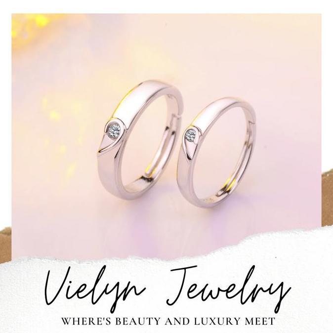 Cincin Tunangan romantis premium