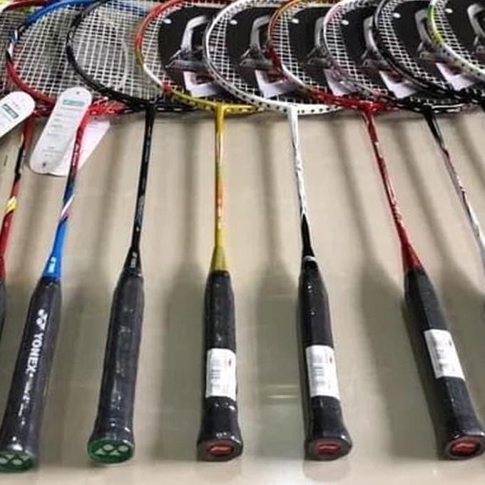 RAKET BADMINTON LINING PAKET SENAR TAS DAN GRIP MURAH FULL CARBON SIAP PAKAI [terbaik]