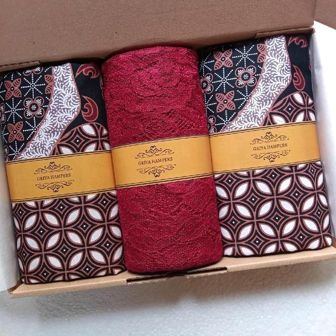 KEKINIAN Kado Pernikahan  Hampers Wedding Gift Kain Batik Sarimbit Couple Jogjakado nikahan KEKINIAN