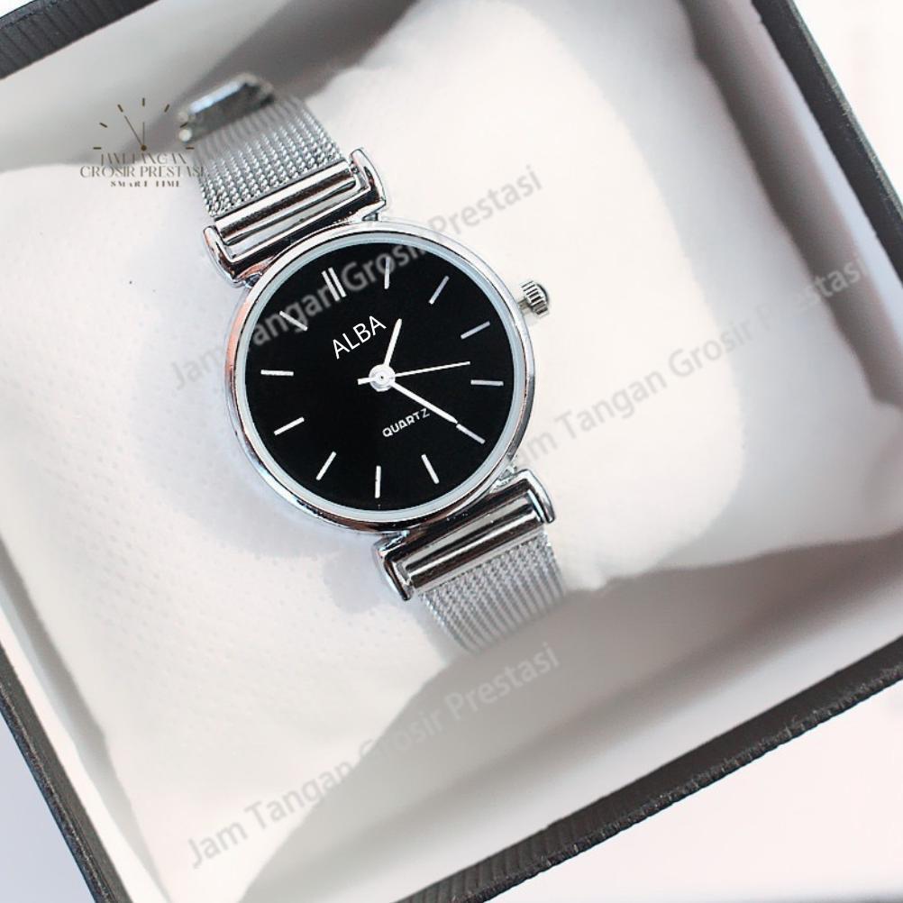 FAVORIT JAM TANGAN STAINLESS STEEL GAYA UNTUK WANITA ANALOG / JAM TANGAN STAINLESS STEEL KECIL ANALO