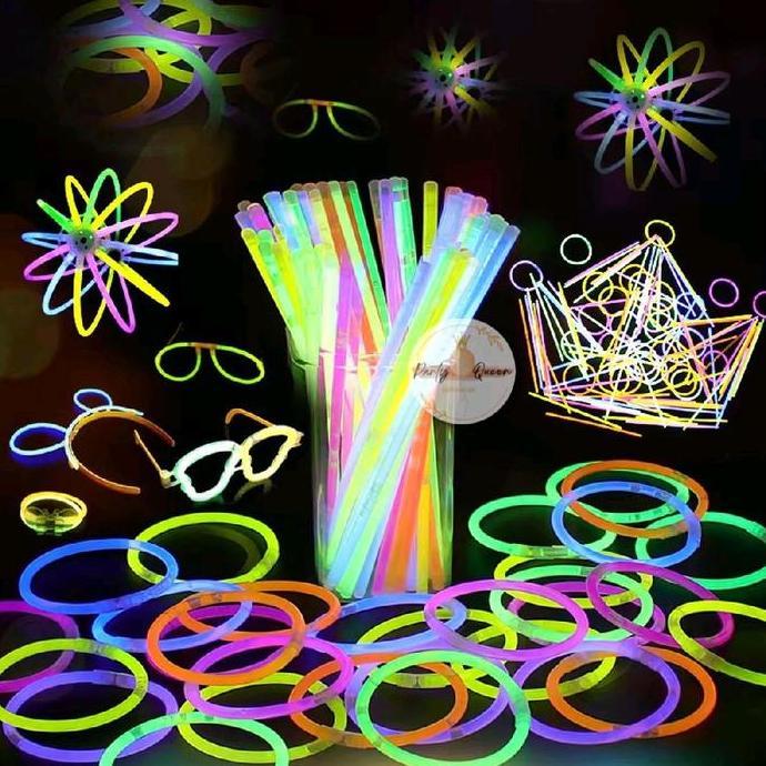 Isi 100 PCS - Glowing Stick / Glow Stik / Stick Glow In The Dark