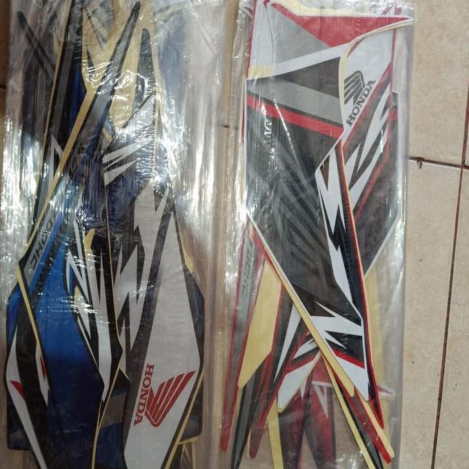 striping Honda Sonic RS 150 2019