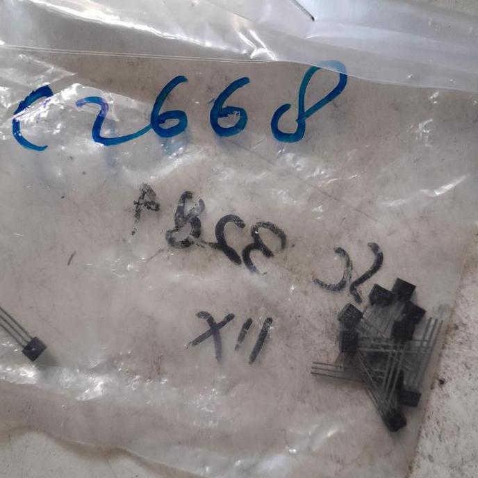 TRANSISTOR 2SC2668 2SC 2668 C2668 C 2668 NOS SAF12