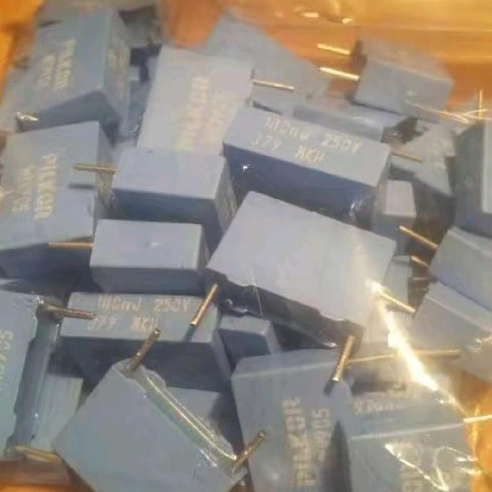 CAPACITOR 0.1 0.1UF 100NF 100 NF 100N 250V 100N/250V PHILIPS (PILKOR) SAF12