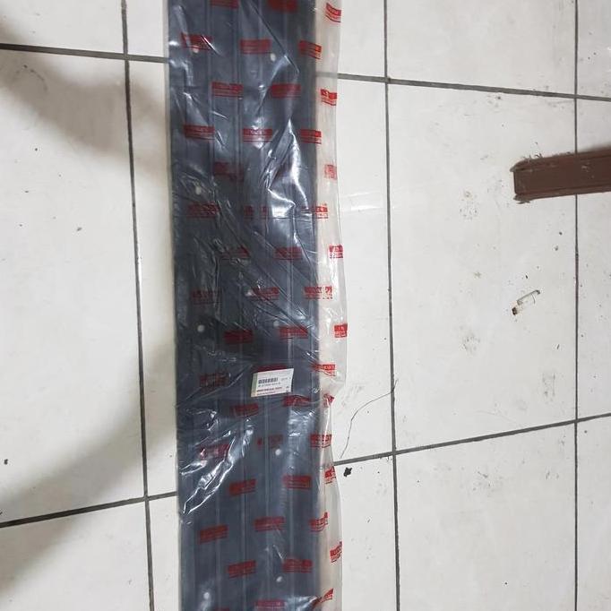 Karet Footstep Belakang Mobil Panther Capsul